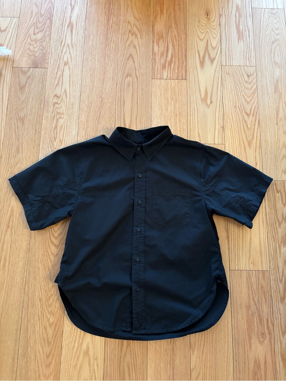 Citizens Of Humanity Black Short-Sleeve Button-Down Shirt